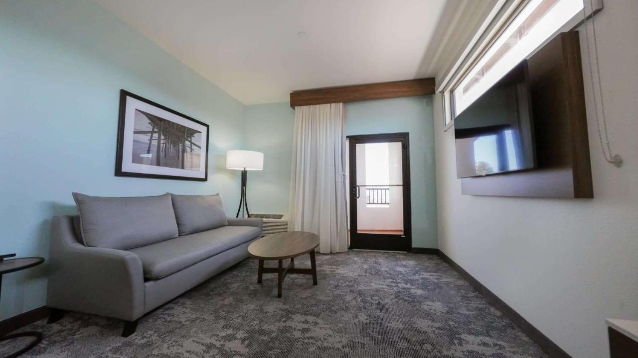 La Quinta Inn & Suites By Wyndham Santa Cruz Esterno foto