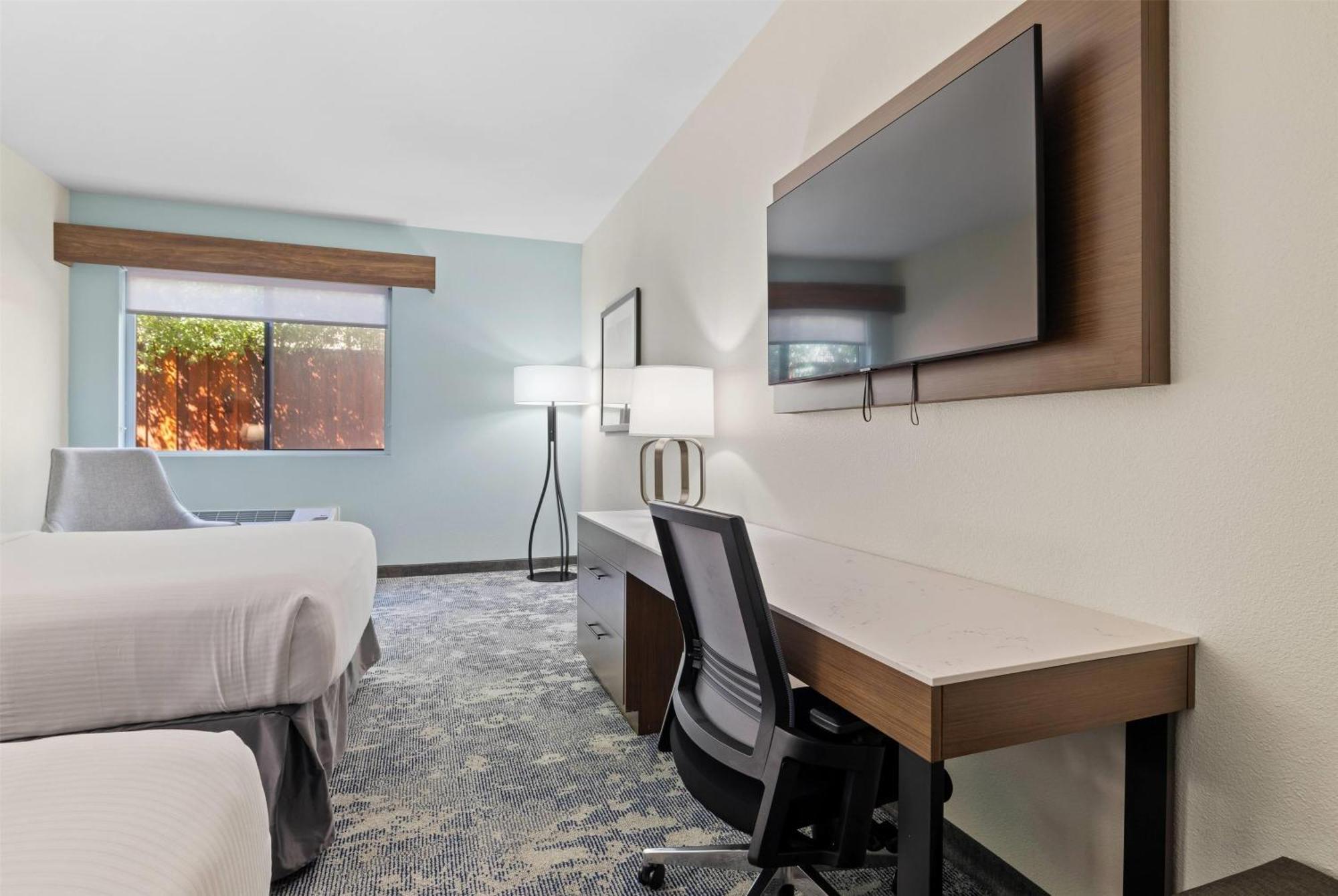La Quinta Inn & Suites By Wyndham Santa Cruz Esterno foto