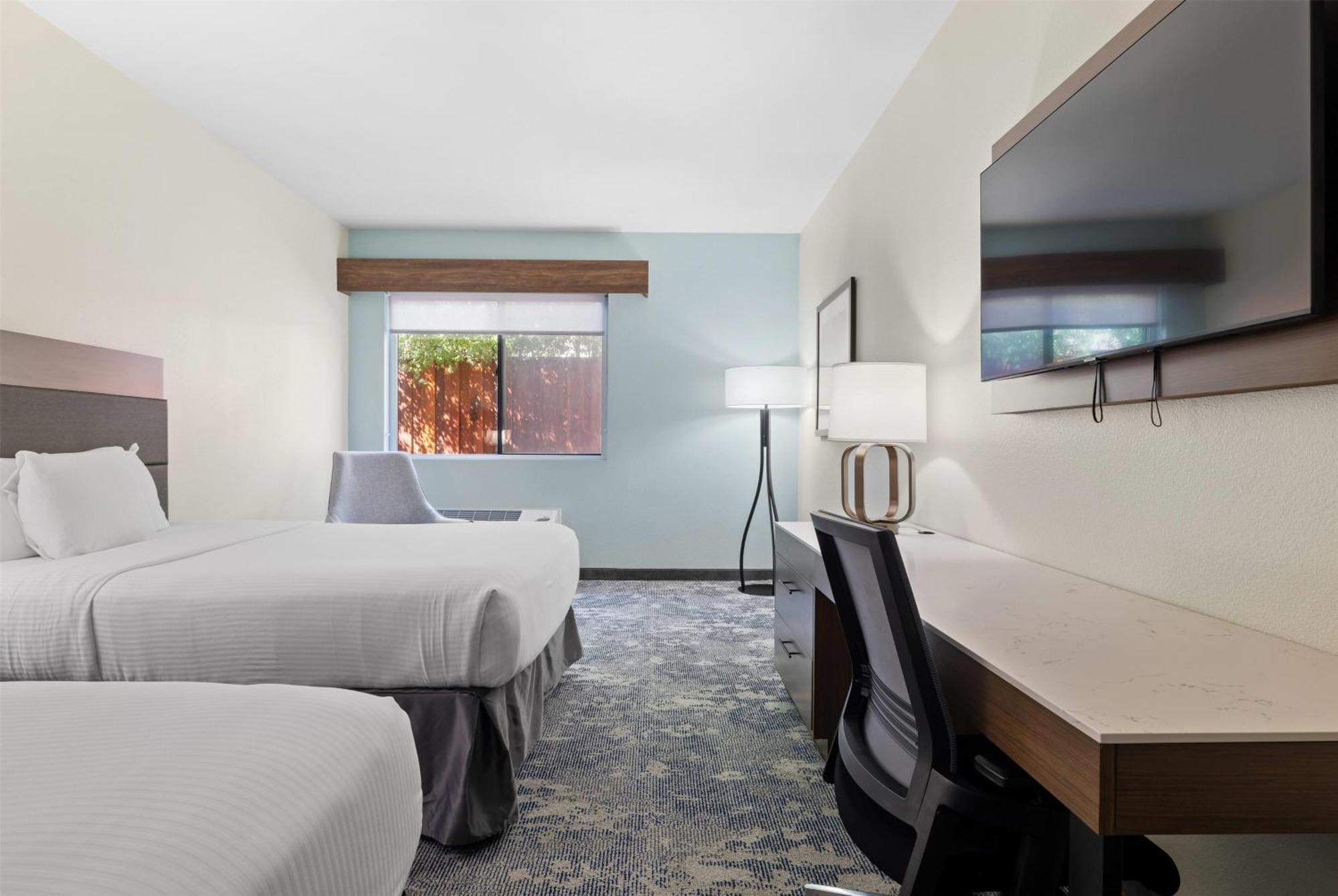 La Quinta Inn & Suites By Wyndham Santa Cruz Esterno foto