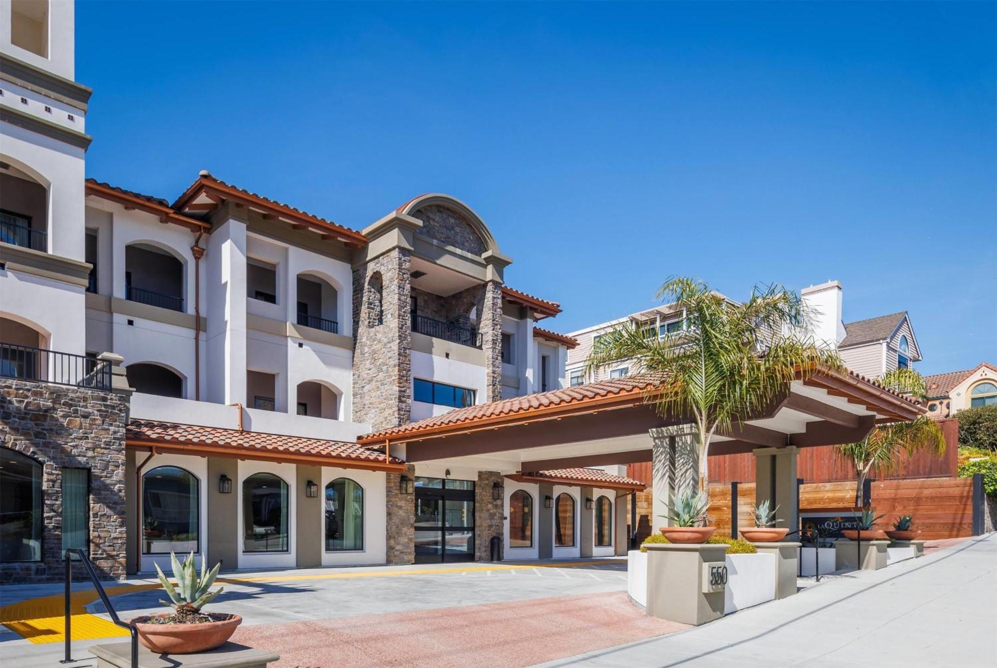 La Quinta Inn & Suites By Wyndham Santa Cruz Esterno foto